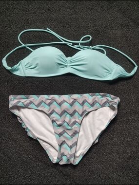 OP Women’s Aqua Gray Bandeau Bikini Set Aqua Top Chevron Bottom Size Large 11-13